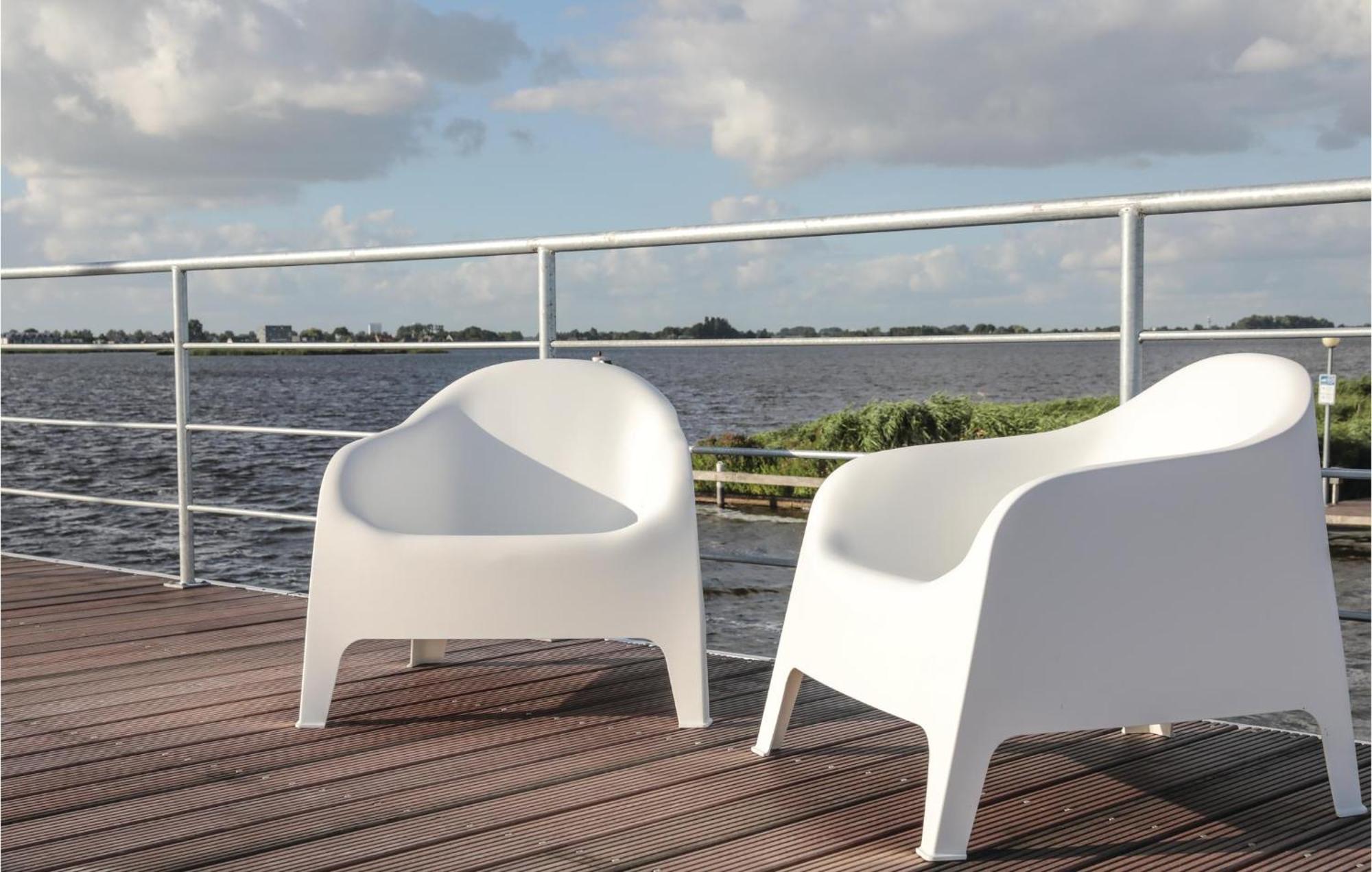 Aqualiving Hotel Aalsmeer Exterior photo